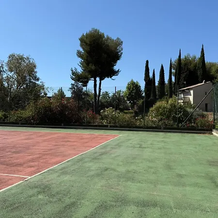 Beautiful 2-bedroom With Sea View - Swimming Pool - Tennis Court Σπίτι διακοπών