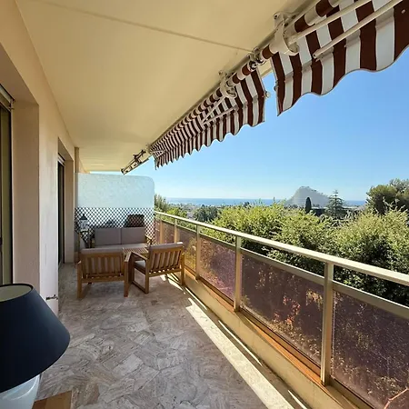 Beautiful 2-bedroom With Sea View - Swimming Pool - Tennis Court Σπίτι διακοπών