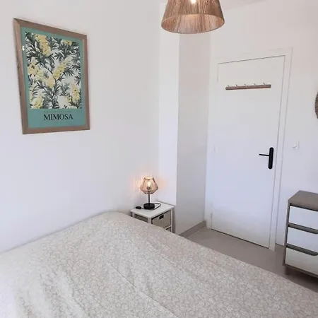 Σπίτι διακοπών Beautiful 2-bedroom With Sea View - Swimming Pool - Tennis Court *